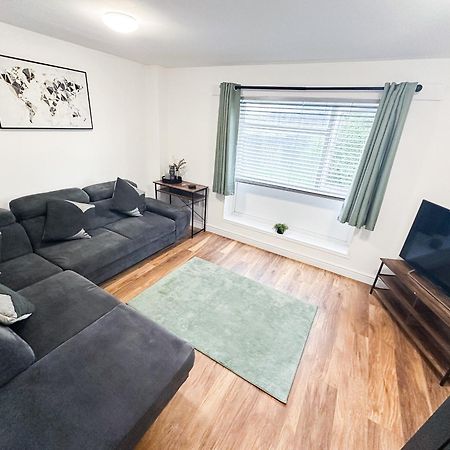 Nec-Airport-Hs2- 4Min Drive To Nec Villa Marston Green Exterior photo